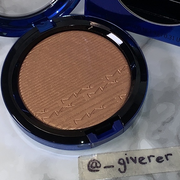 NIB SHAFT OF GOLD Extra Dimension Skinfinish MAC Highlighter - Picture 4 of 17